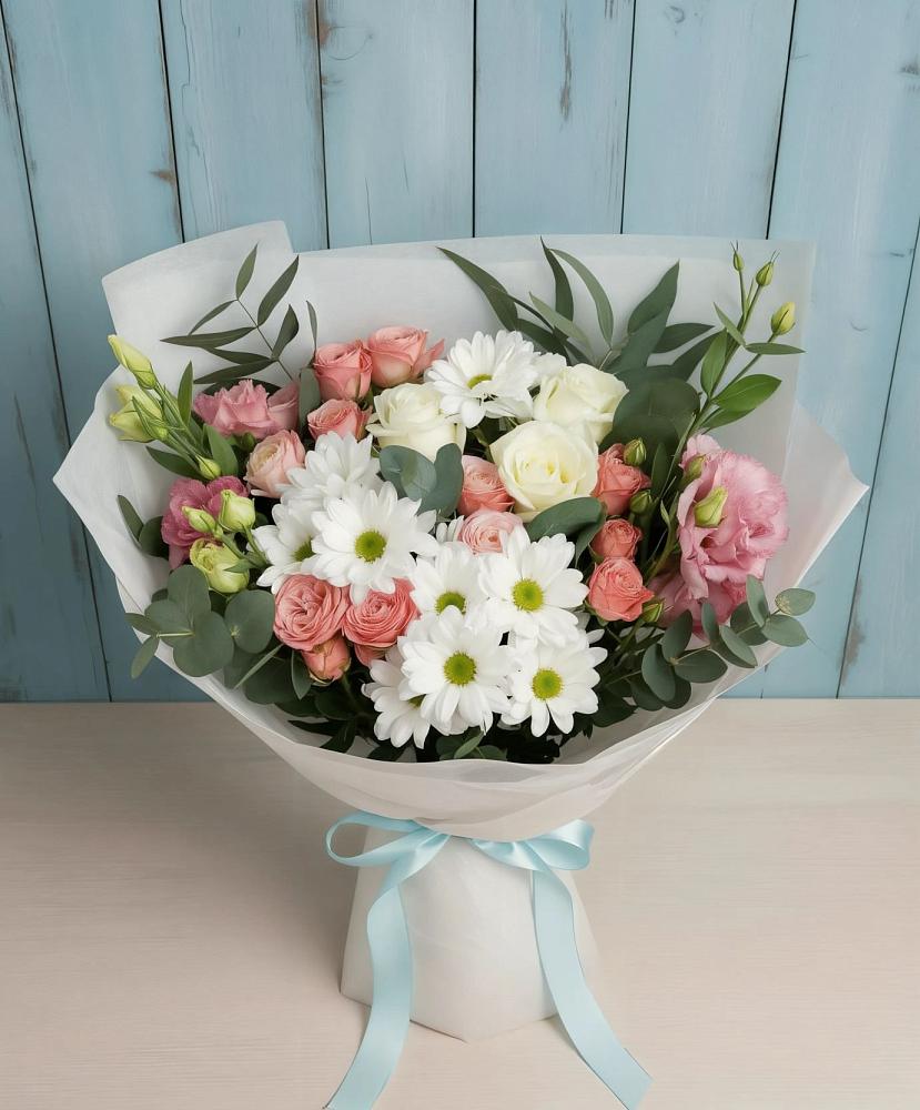 Букет цветов из: Розы, Лизиантусы и Хризантемы в Цоци-Юрте