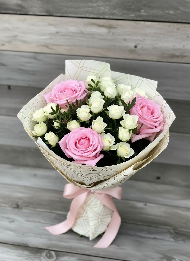 Букет цветов из: Розы в Цоци-Юрте