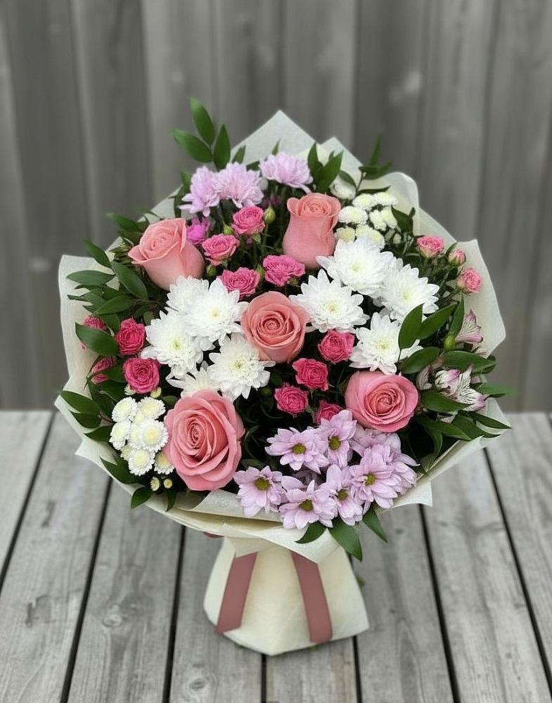 Букет цветов из: Альстромерии, Гвоздики, Розы и Хризантемы в Цоци-Юрте