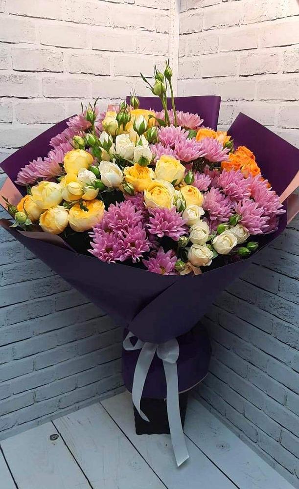 Букет цветов из: Хризантемы и Розы в Цоци-Юрте