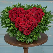 Цветочная композиция из Розы в виде сердца в Цоци-Юрте