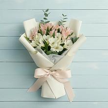 Букет цветов из:  Альстромерии в Цоци-Юрте