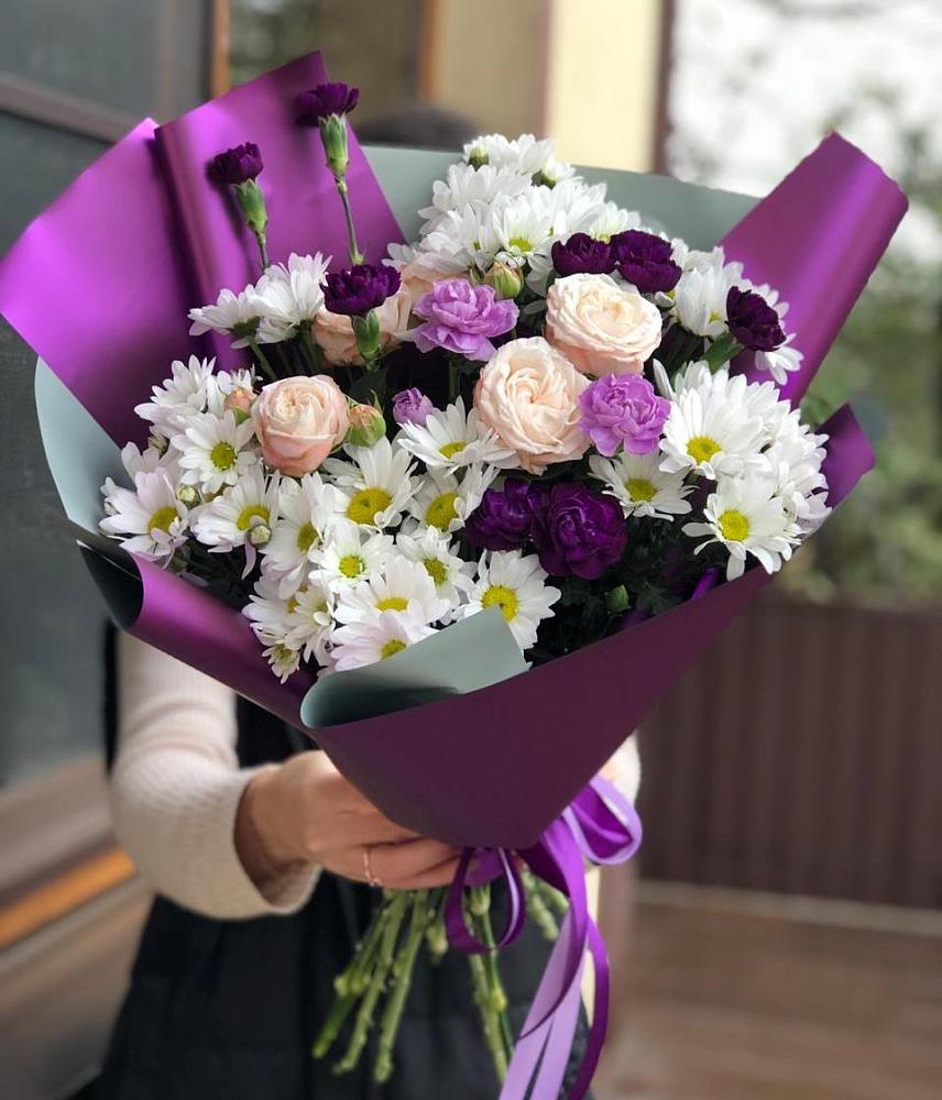 Букет цветов из: Хризантемы, Гвоздики и Розы в Цоци-Юрте