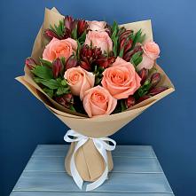 Букет цветов из:  Розы и Альстромерии #REPLACE_PRED# Цоци-Юрте