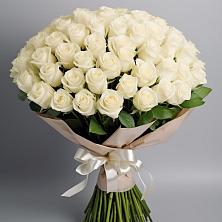 Букет 101 беля роза Белоснежка в Цоци-Юрте