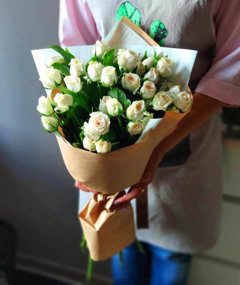 Букет цветов из: Розы в Цоци-Юрте