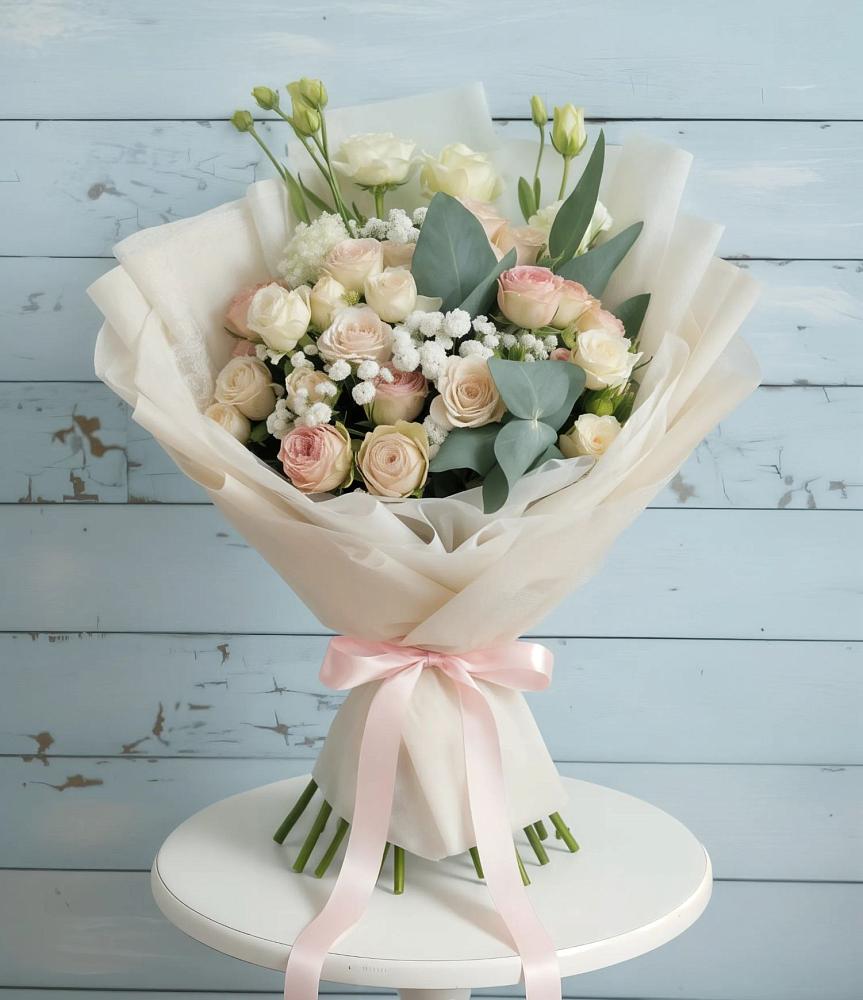 Букет цветов из: Розы и Лизиантусы в Цоци-Юрте