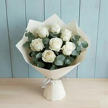 Букет Белые розы в Эвкалипте в Цоци-Юрте