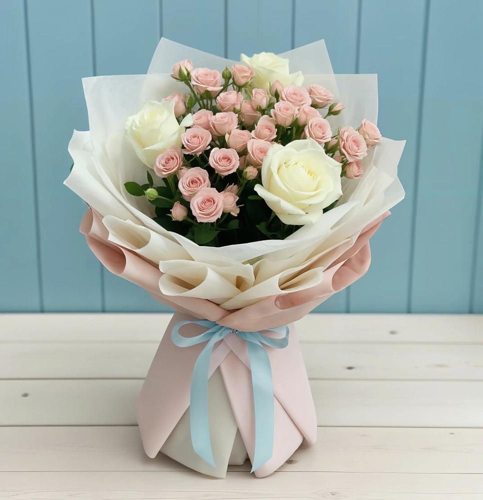 Букет цветов из: Розы в Цоци-Юрте