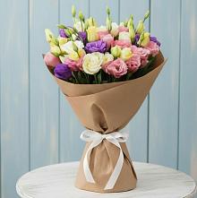 Букет цветов из:  Лизиантусы в Цоци-Юрте